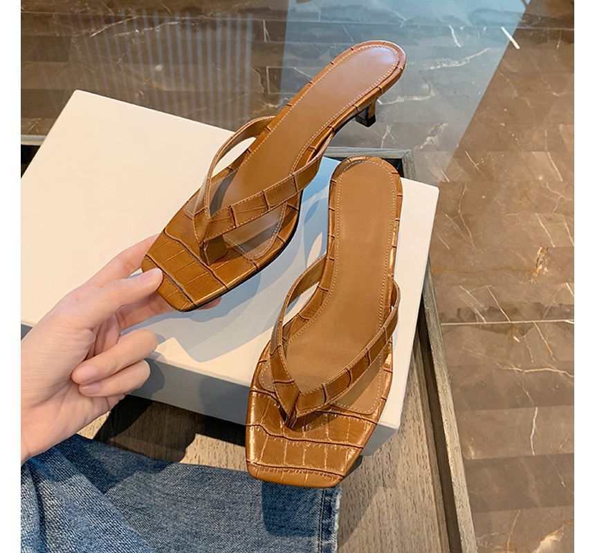 Low Plain Flops (Various Designs) Heel Flip