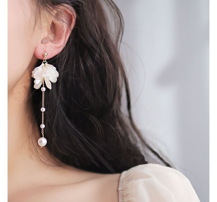 Drop / Petal Earring Clip Pearl Faux On