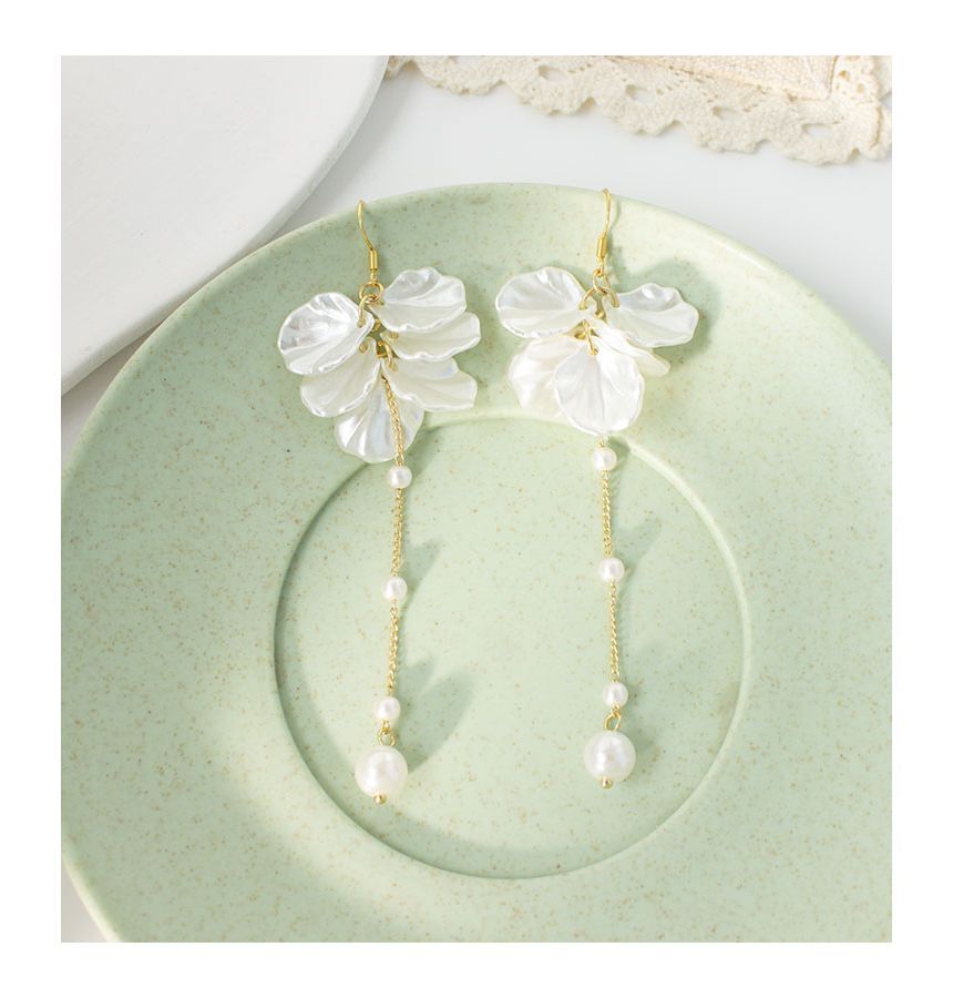 Drop / Petal Earring Clip Pearl Faux On