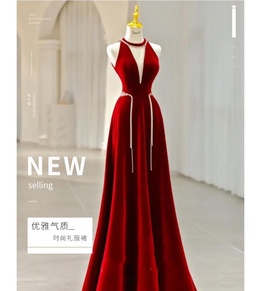 Rhinestone Plain Evening Velvet A-Line Neck Cutout Sleeveless Crew Gown