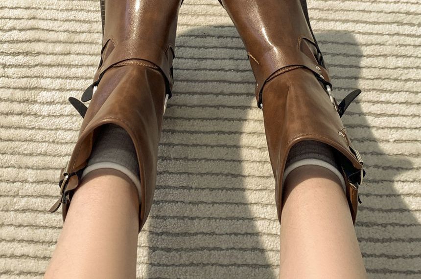 Buckled Short Platform Boots