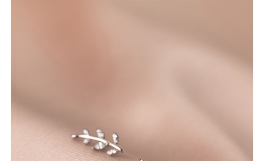 Leaf Rhinestone Sterling Silver Crawler Earring