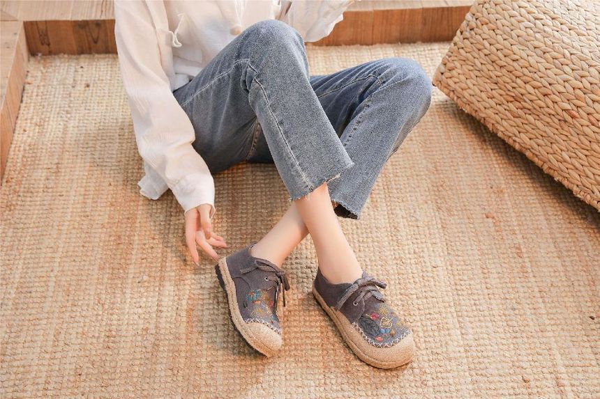 Leaf Embroidered Slip-Ons Lace-Up