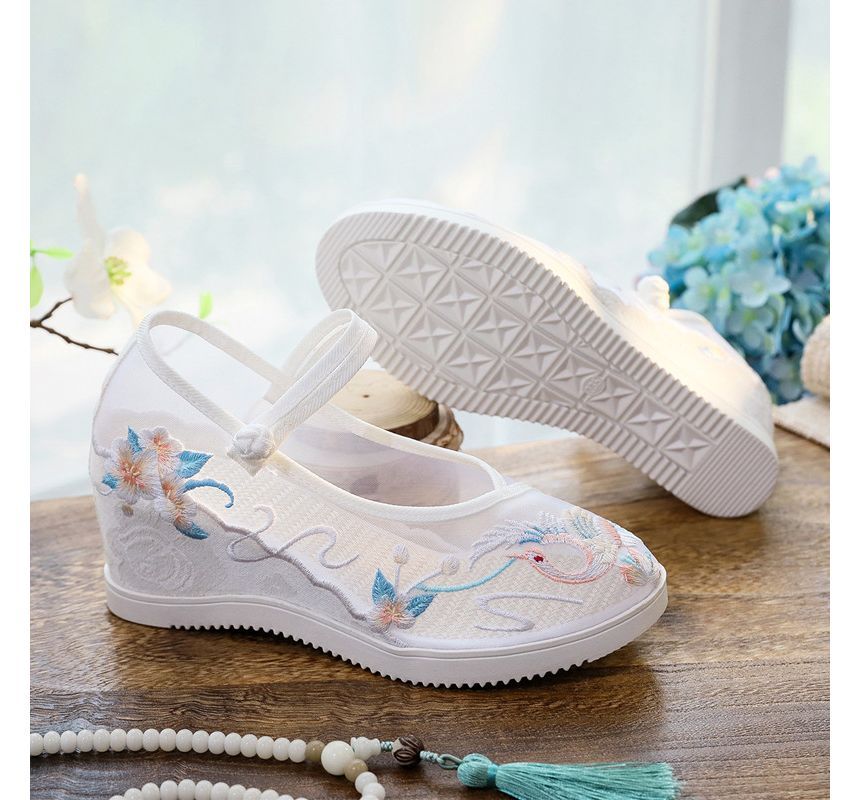 Embroidered Mary Pointed Jane Wedge Shoes
