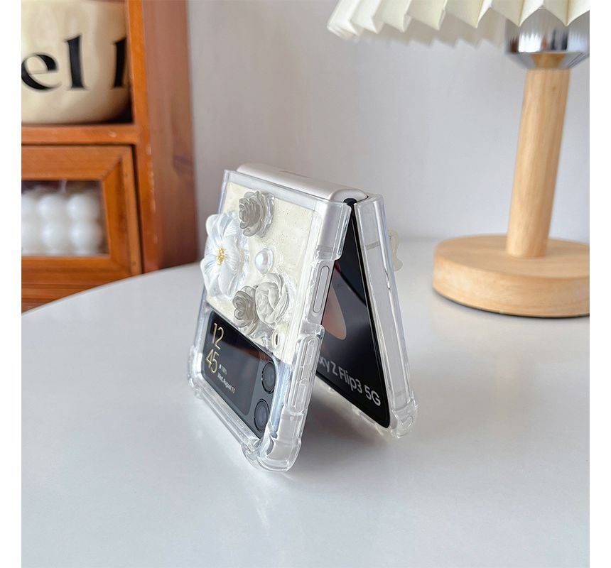 Floral Faux Case Phone Pearl