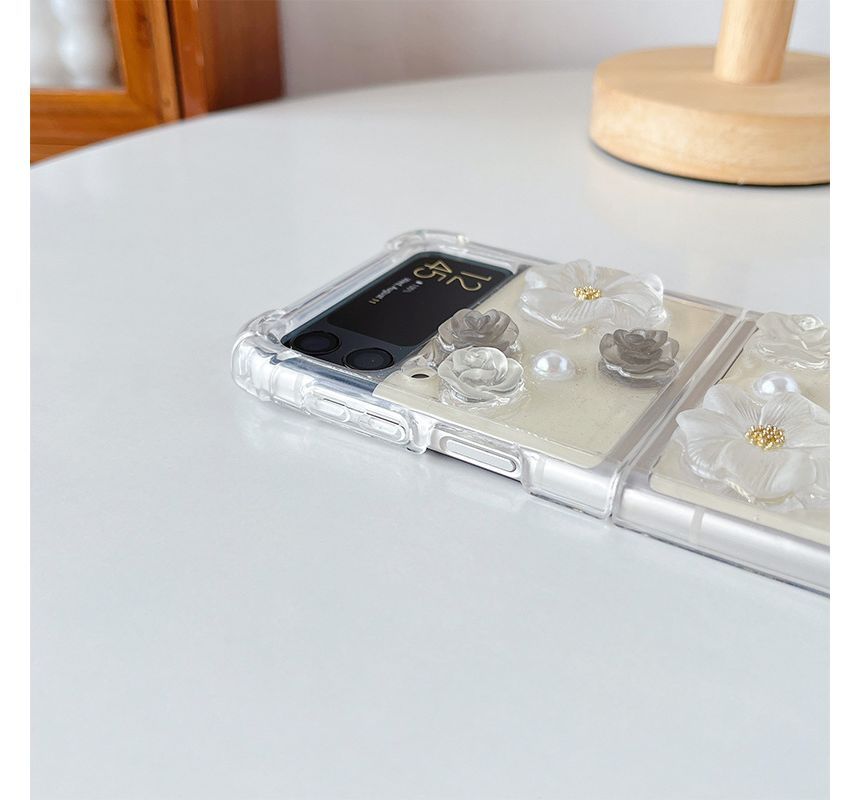 Floral Faux Case Phone Pearl