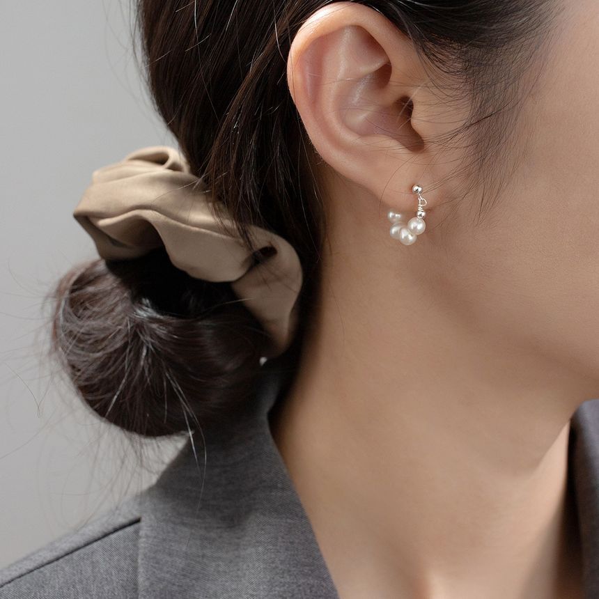 Faux Pearl Beaded Hoop Earring