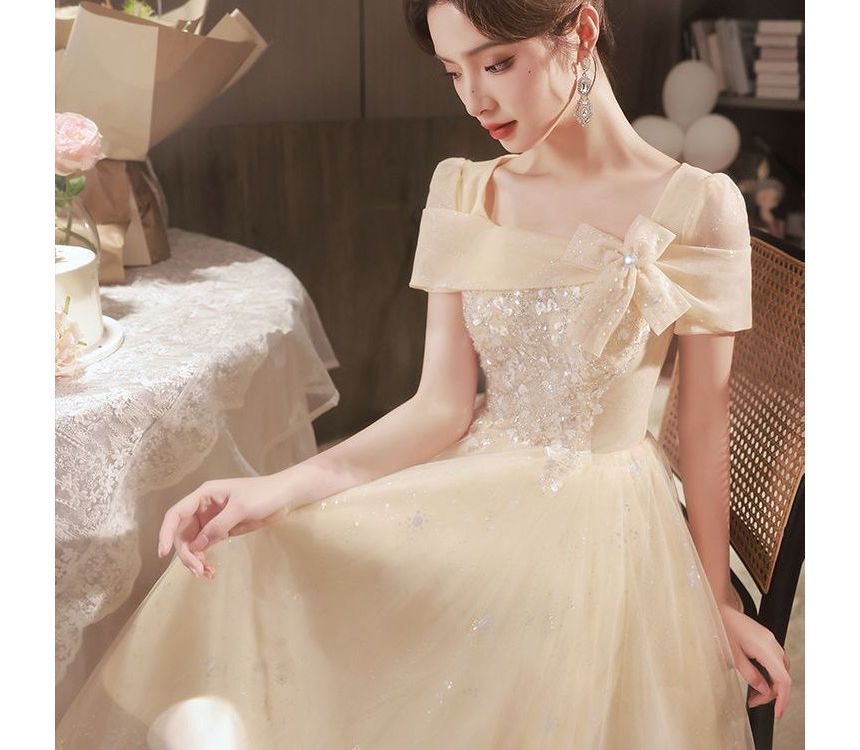 Evening Gown Square Neck A-Line Mesh Short-Sleeve