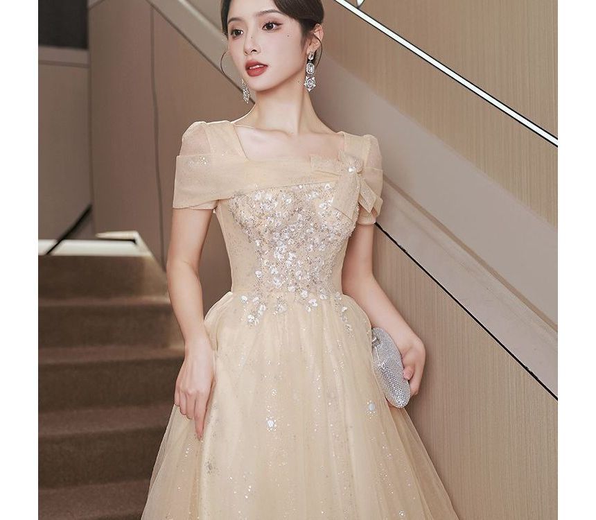 Evening Gown Square Neck A-Line Mesh Short-Sleeve