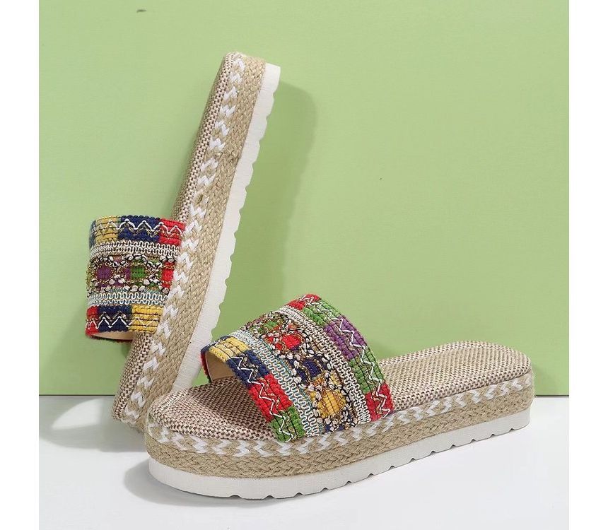 Patterned Platform Sandals Slide
