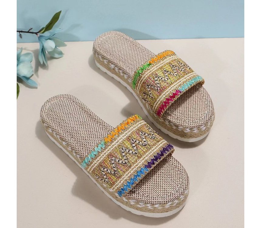 Patterned Platform Sandals Slide