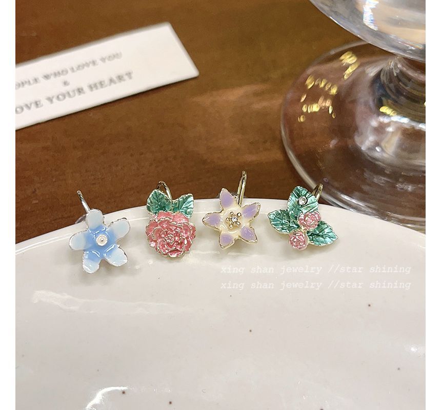 4: (Various Set Designs) Earring of Alloy Floral