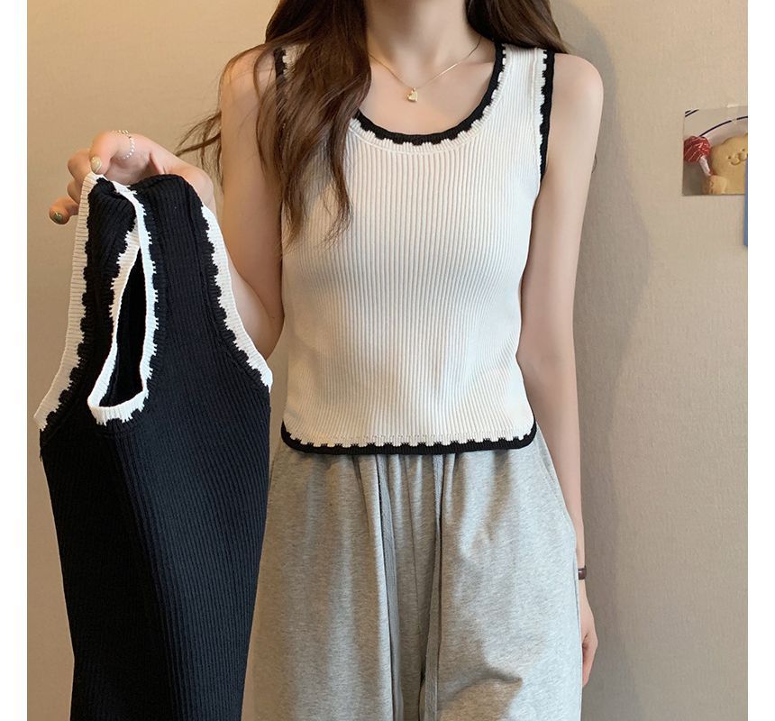 Tank Top Trim Contrast