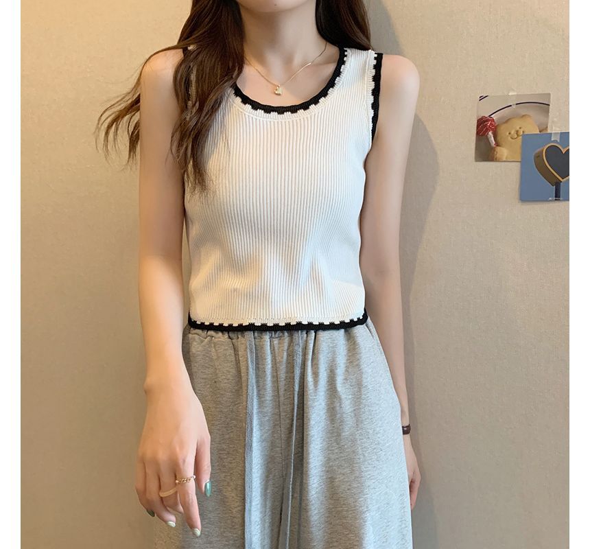 Tank Top Trim Contrast