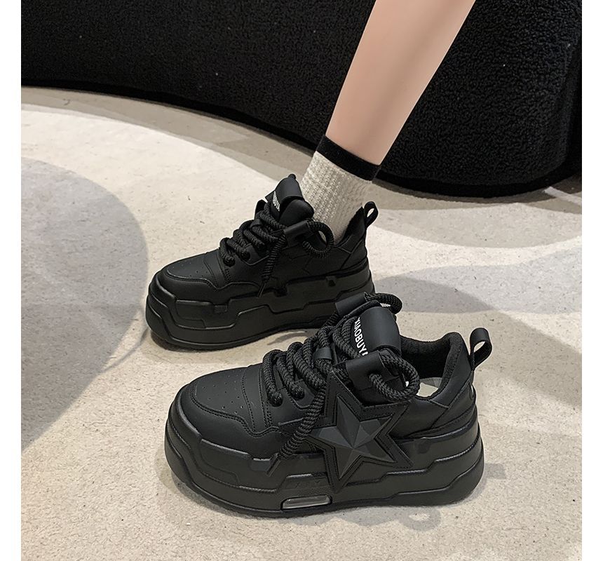 Star Sneakers Platform Lace-Up Applique