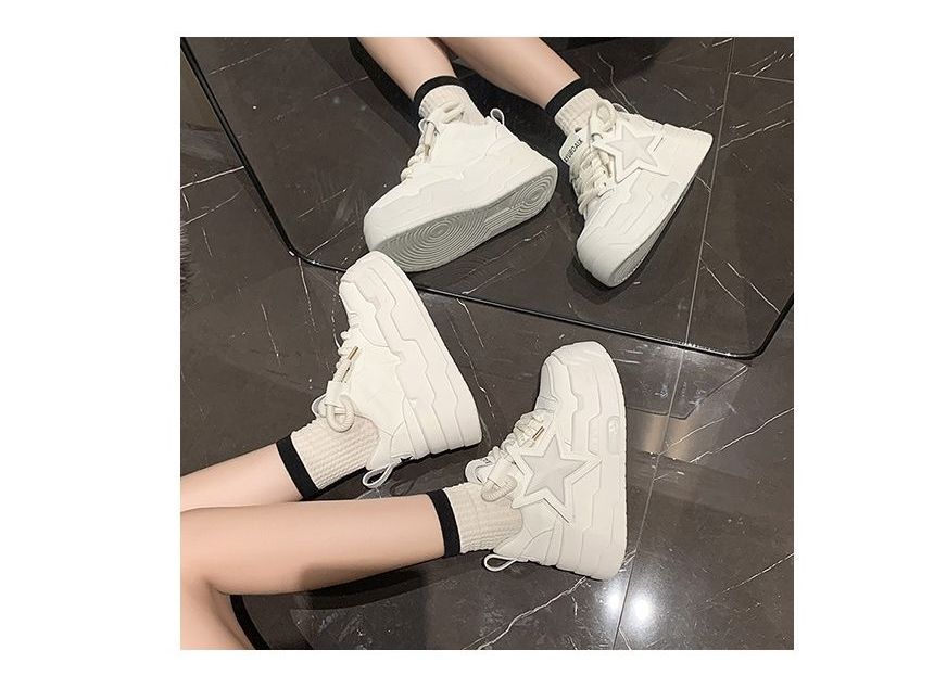 Star Sneakers Platform Lace-Up Applique