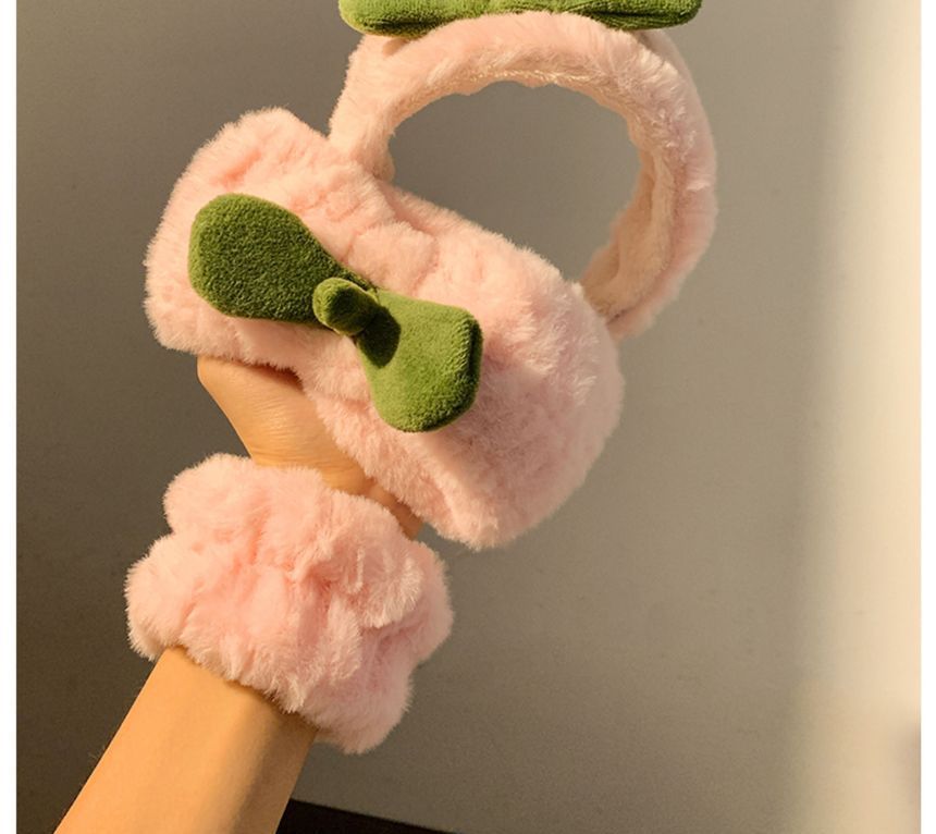 Chenille Band / Tie Wrist Peach Hair Headband