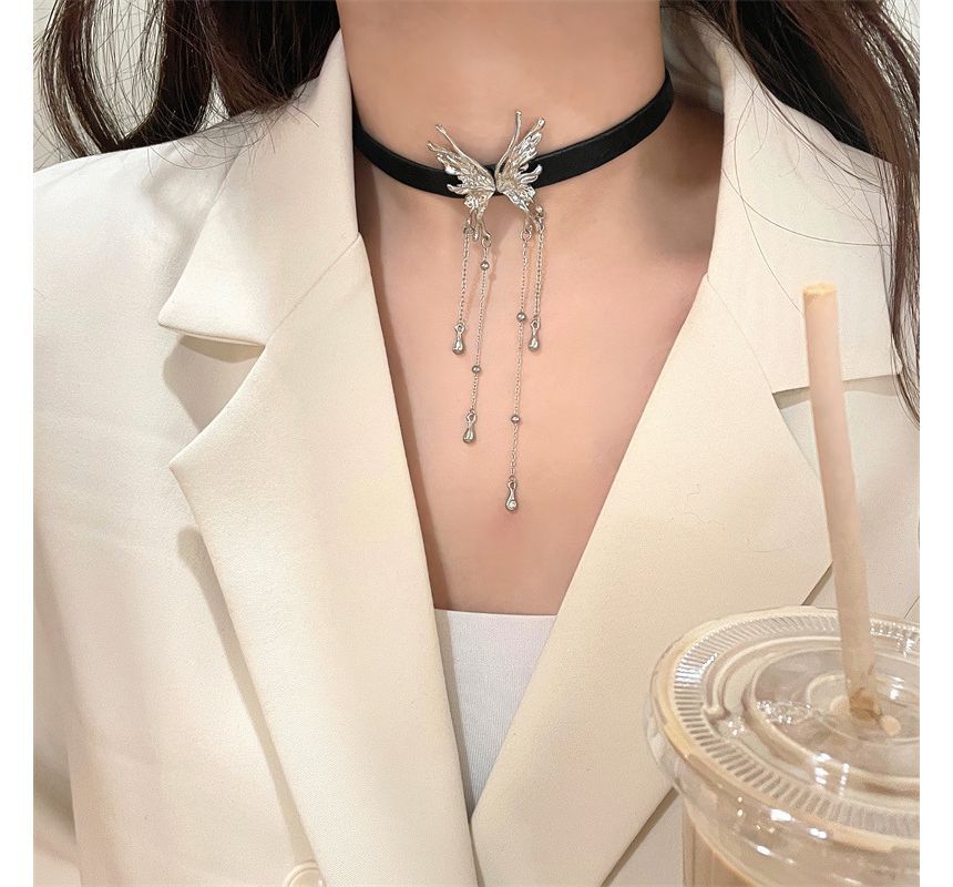 Faux Fringed Butterfly Leather Choker Rhinestone