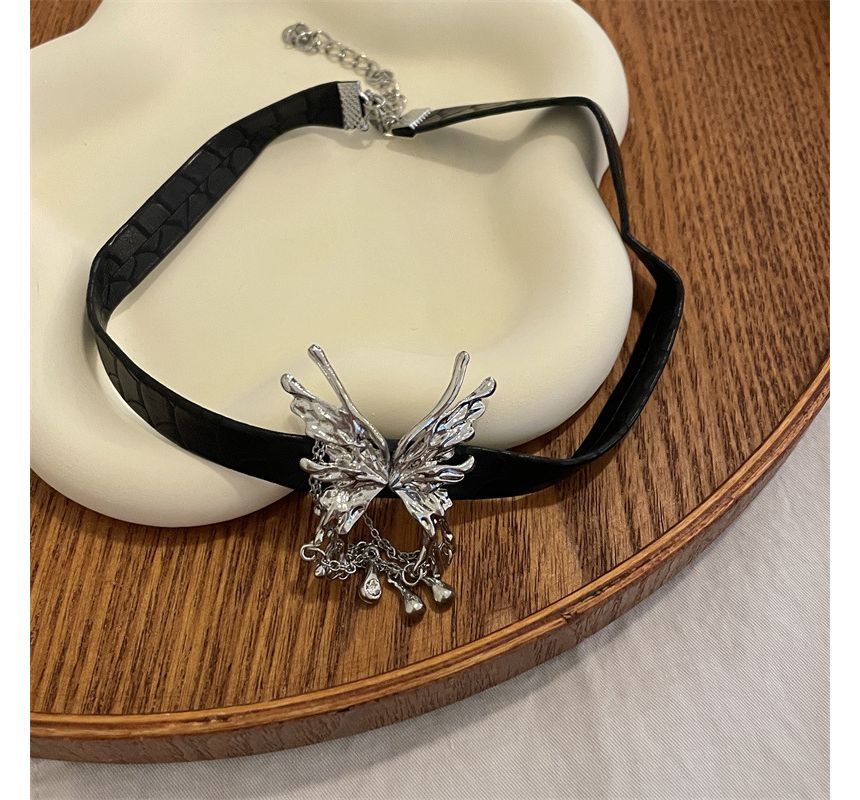 Faux Fringed Butterfly Leather Choker Rhinestone