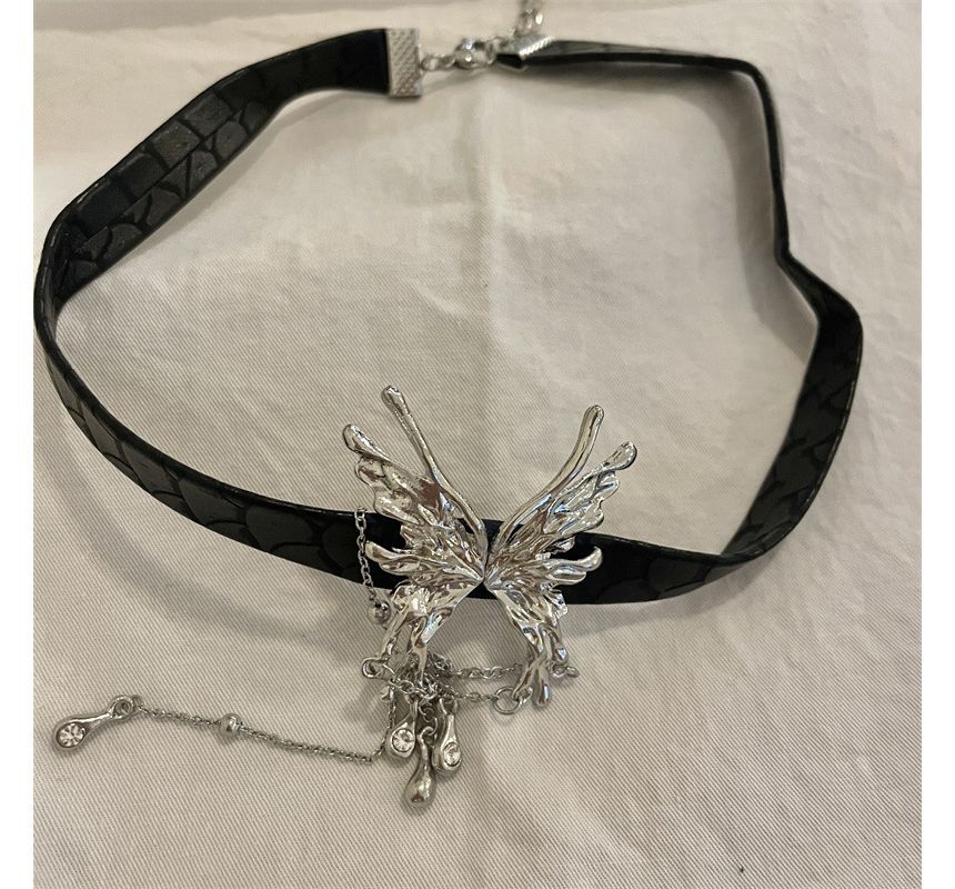 Faux Fringed Butterfly Leather Choker Rhinestone