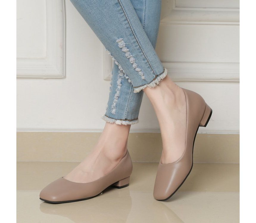 Plain Block Heel Toe Faux Leather Pumps Square