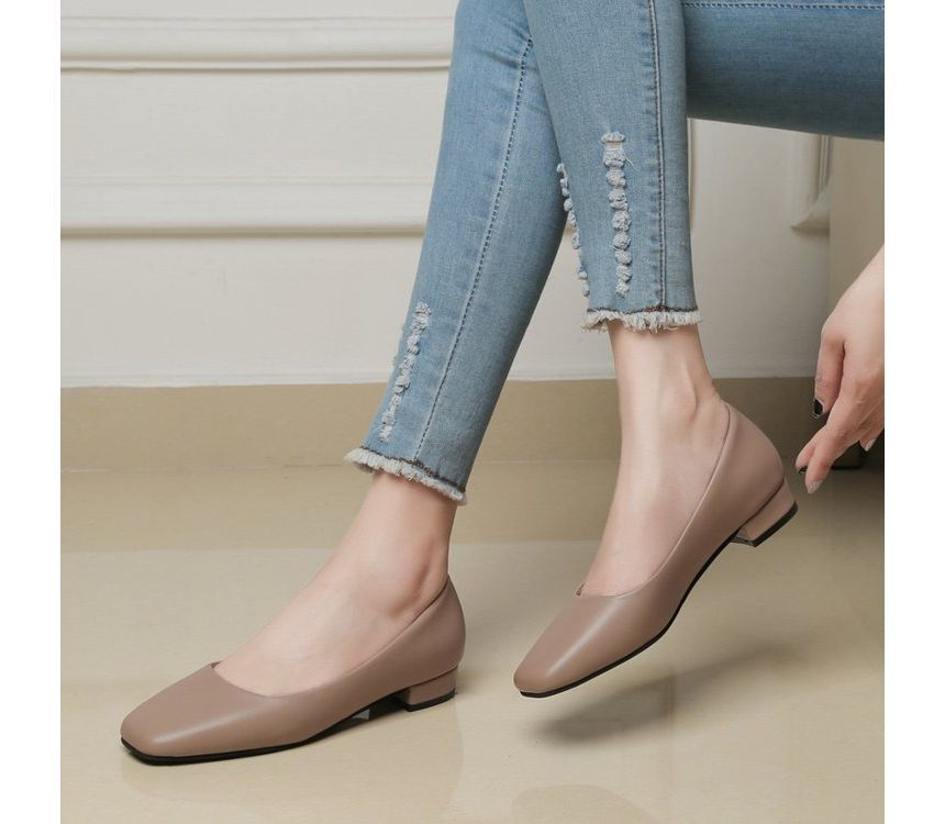 Plain Block Heel Toe Faux Leather Pumps Square