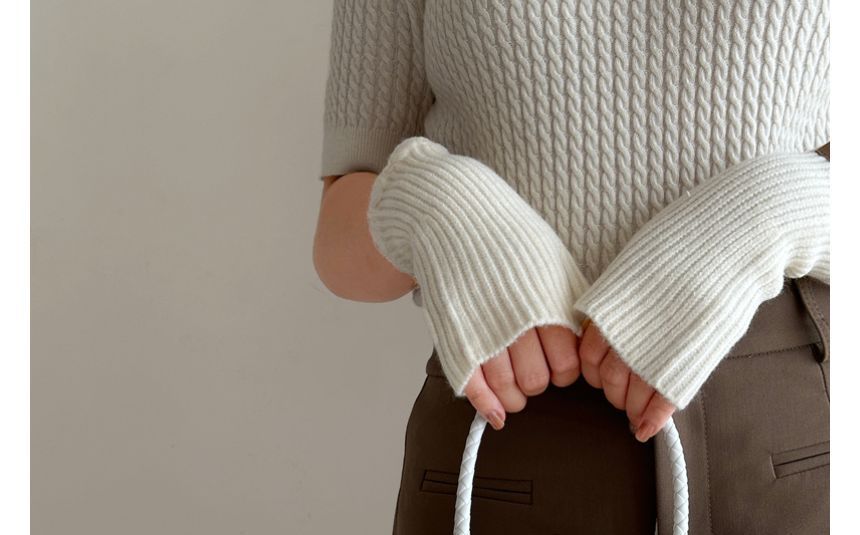 Gloves Fingerless Knit Applique Lettering