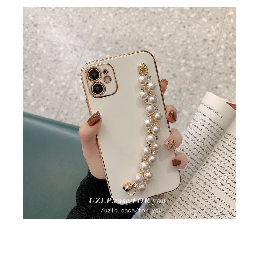 Faux Phone Chain Pearl Case