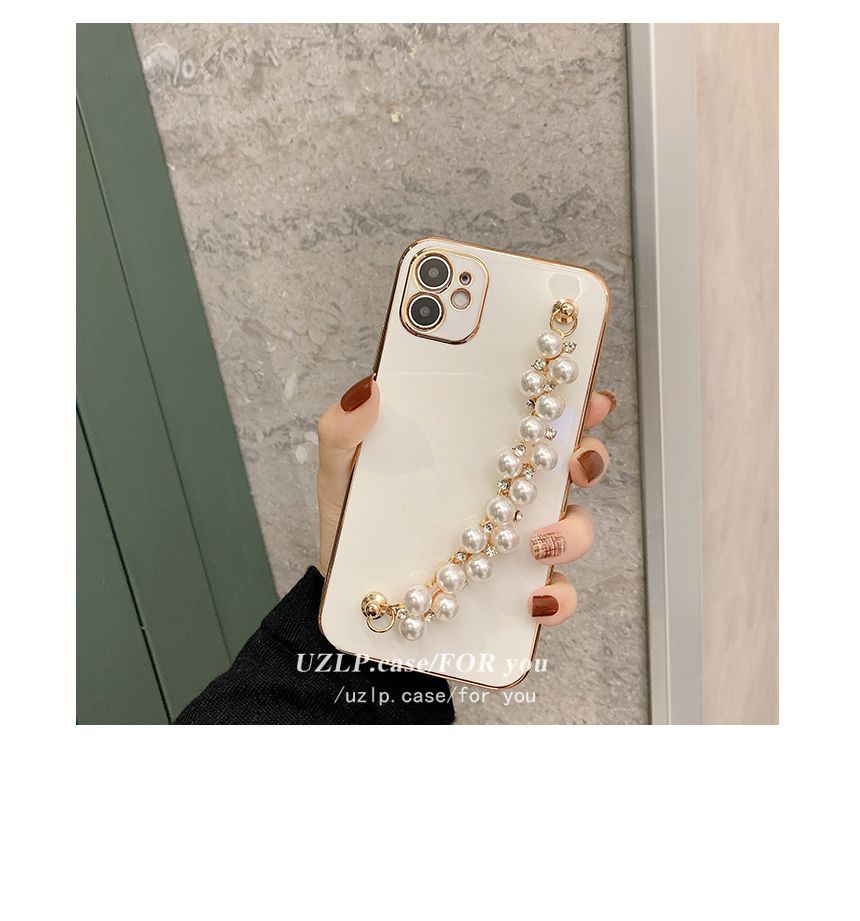 Faux Phone Chain Pearl Case