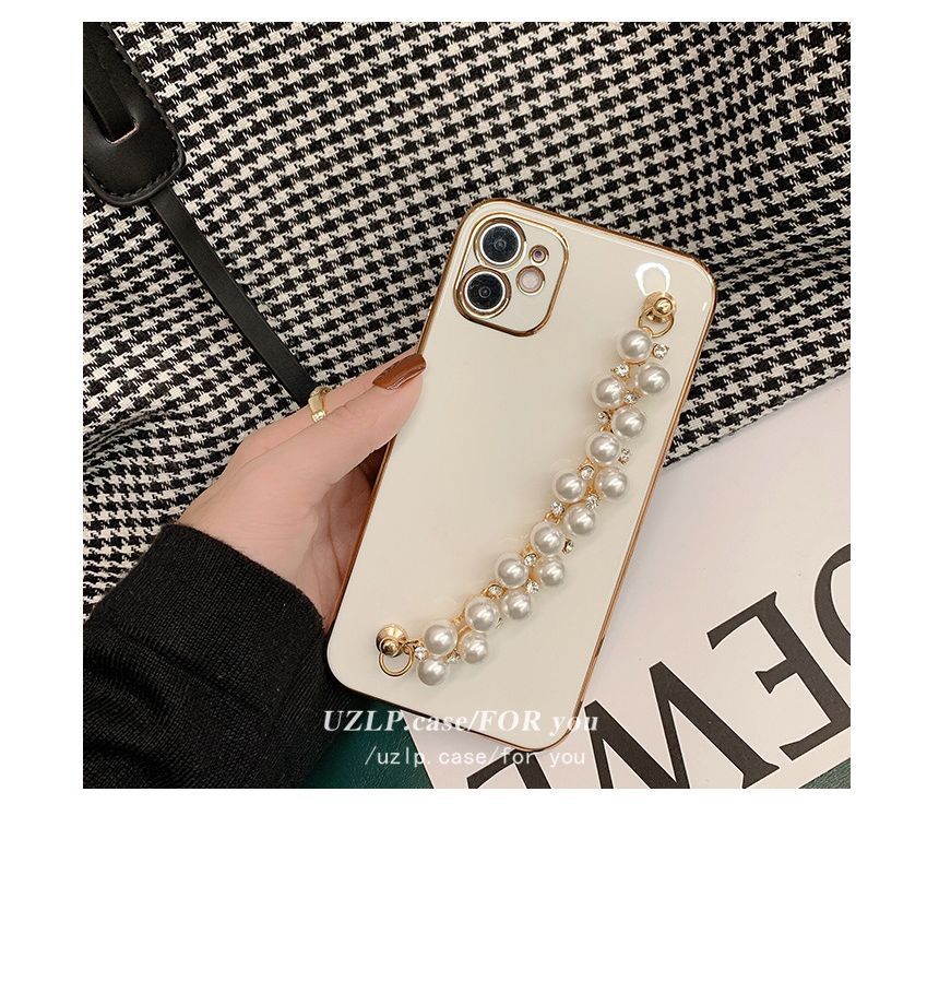 Faux Phone Chain Pearl Case