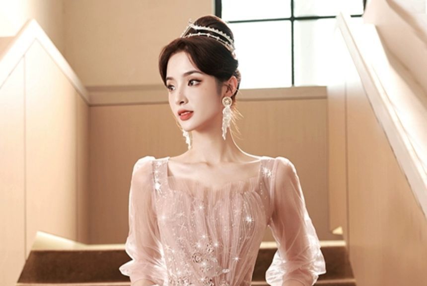 Mesh Sweetheart Sequin Panel Neckline A-Line Embroidered Gown 3/4-Sleeve Evening