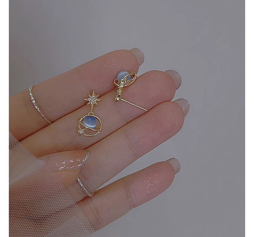 Planet Alloy Faux Rhinestone Drop Earring Eye Star Stone Cat