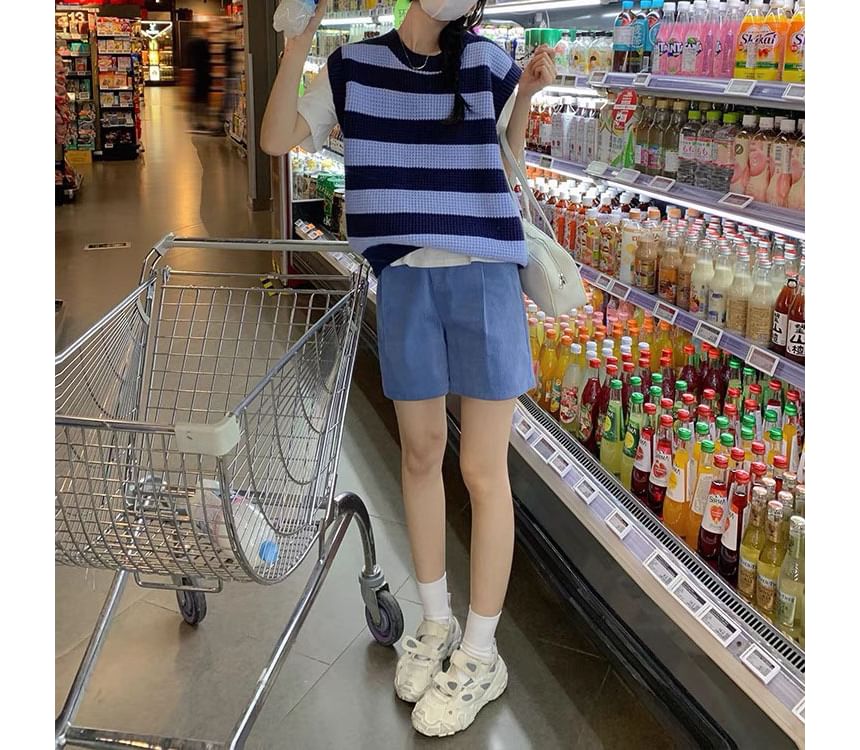 Knit Round Neck Sleeveless Striped Vest