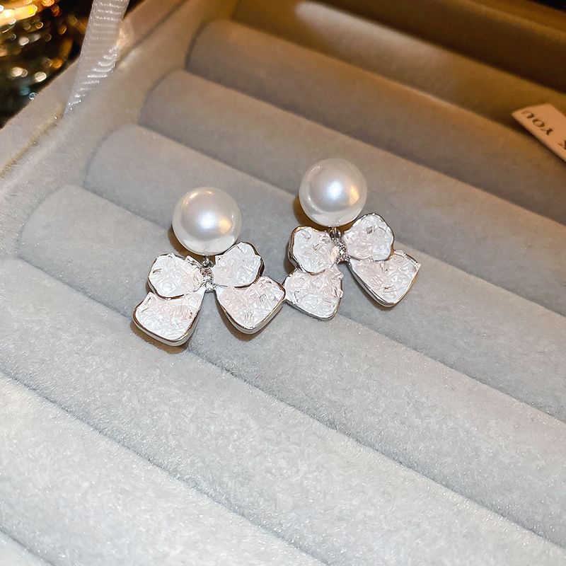 Designs) Earring Faux Bow / (Various Pearl Floral Alloy