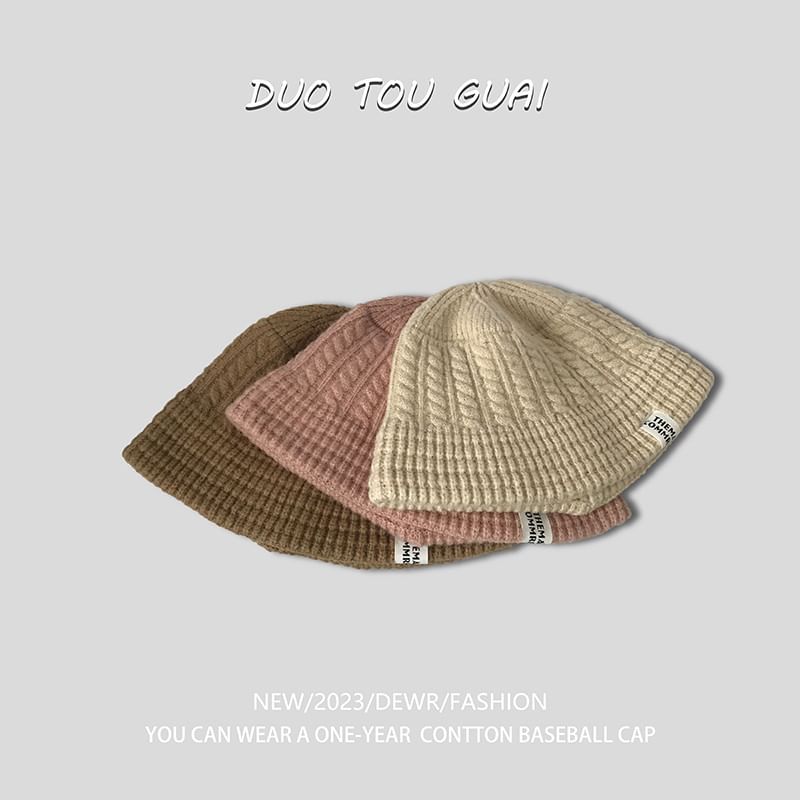 Bucket Hat Lettering Applique Knit