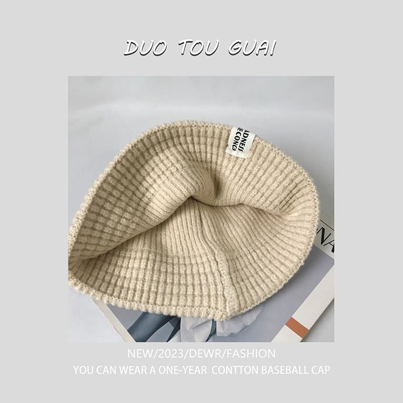 Bucket Hat Lettering Applique Knit