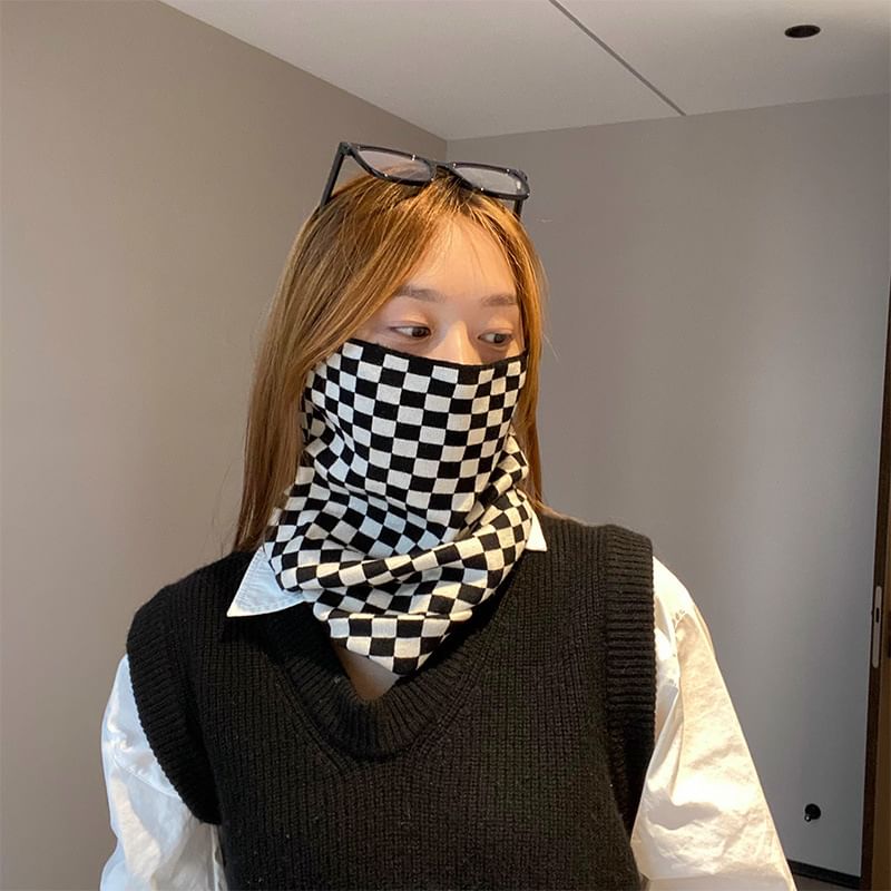 Beanie / Knit Patterned Scarf Multi-Way