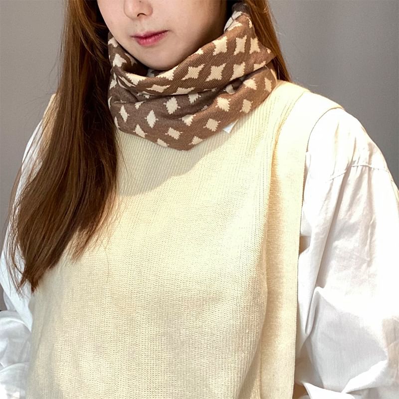 Multi-Way Knit / Beanie Scarf Diamond Print
