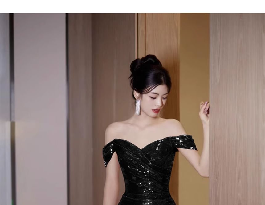 Ruched Trained Off-Shoulder Plain Sequin Mermaid Gown Slit Evening