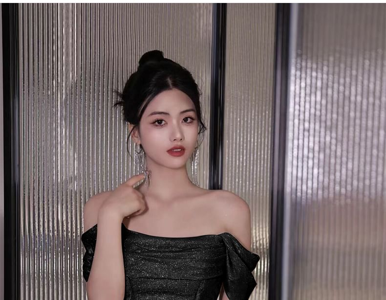 Plain Off-Shoulder Ruched Evening Gown A-Line Glitter