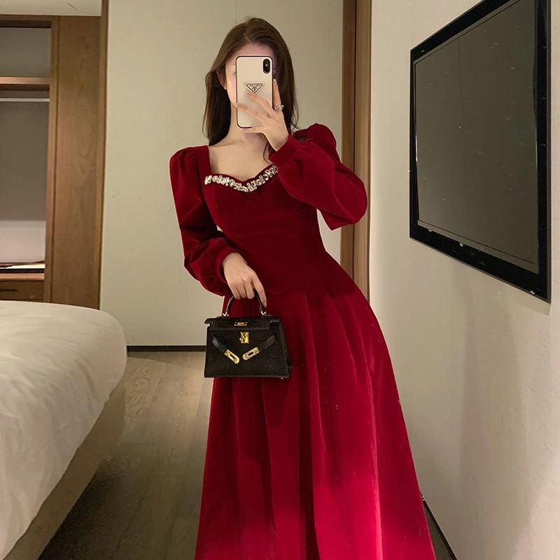 Evening Plain A-Line V-Neck Gown Rhinestone Accent Long-Sleeve