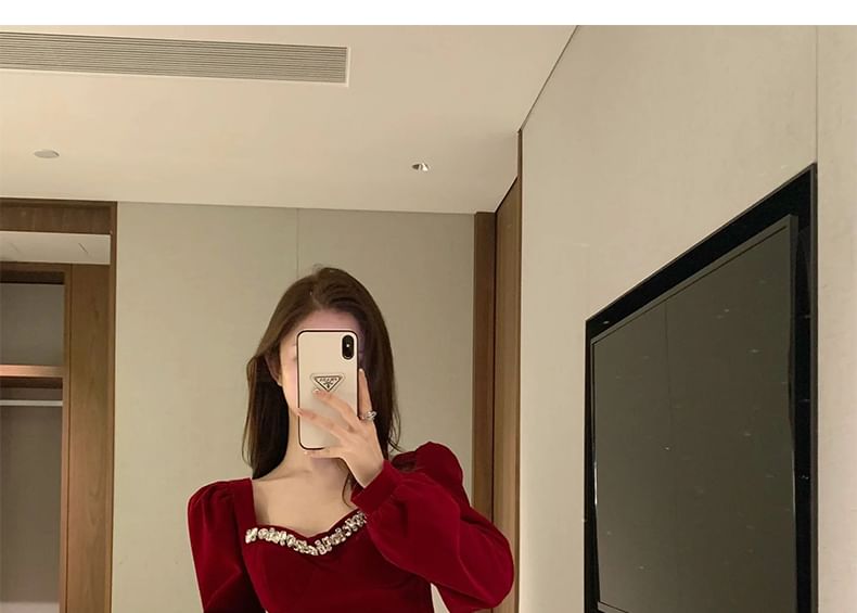 Evening Plain A-Line V-Neck Gown Rhinestone Accent Long-Sleeve