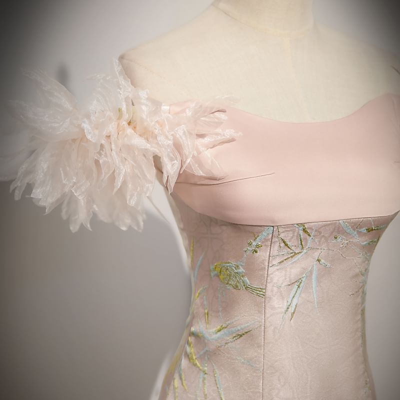 Print Off Evening A-Line Shoulder Gown