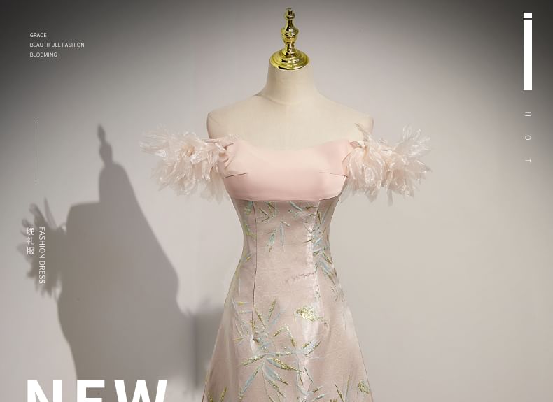 Print Off Evening A-Line Shoulder Gown