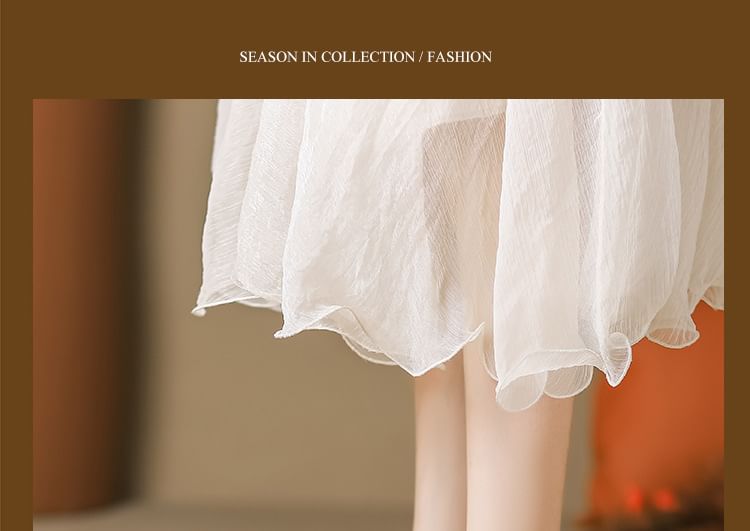 Trim Contrast Platform Slip-Ons