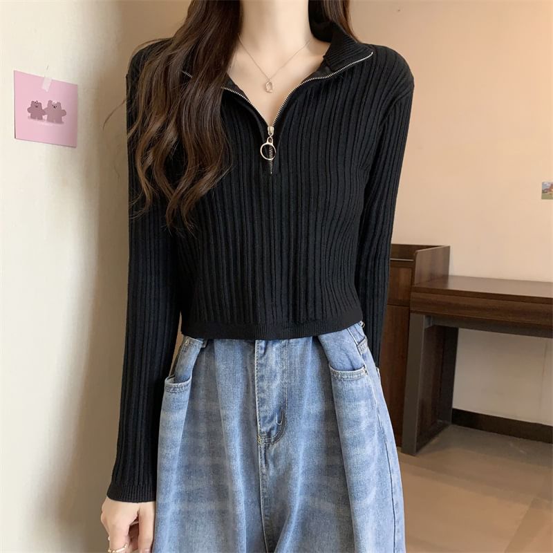 Long-Sleeve Plain Slim-Fit Knit Mock-Neck Half Zip Top