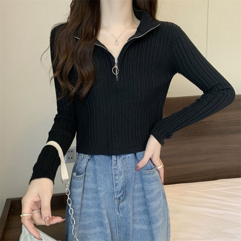 Long-Sleeve Plain Slim-Fit Knit Mock-Neck Half Zip Top