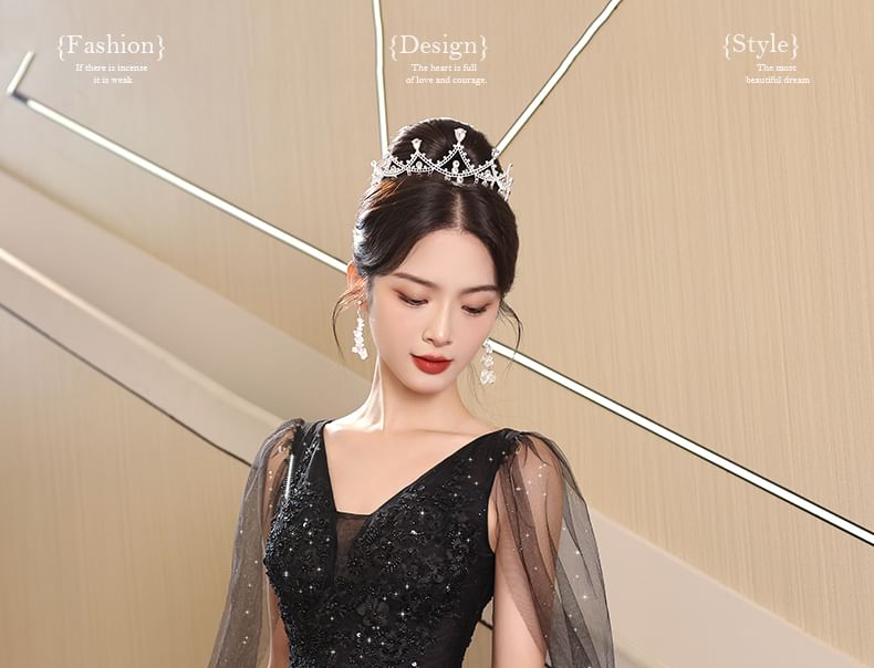 Sleeveless V-Neck Mesh Panel Floral Accent Sequin A-Line Evening Gown