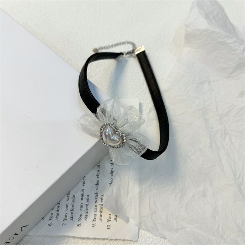 Faux Choker Heart Leather Floral