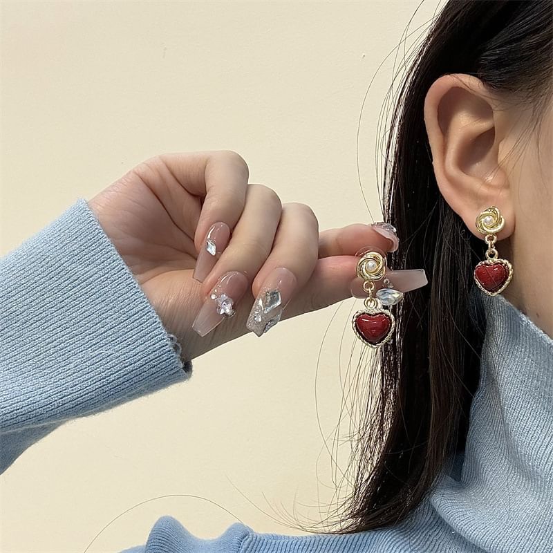 Drop Heart Faux Pearl Earring
